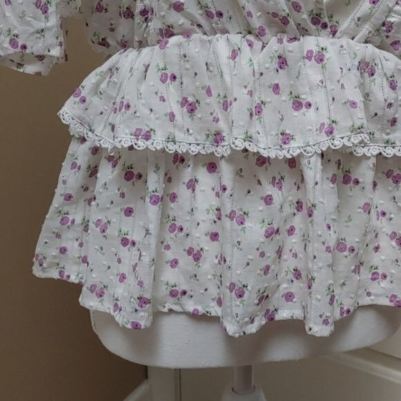 ANTHROPOLOGIE Selected Femme White ruffled peasant short sleeves top flower - Picture 2 of 15